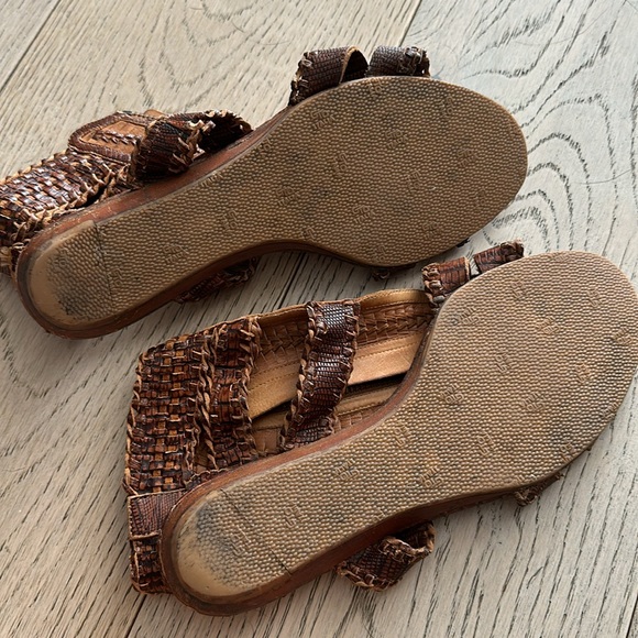 Givenchy leather gladiator sandals flats brown 37 - Picture 3 of 3